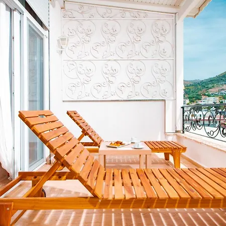 Mare Marin Boutique Отель *