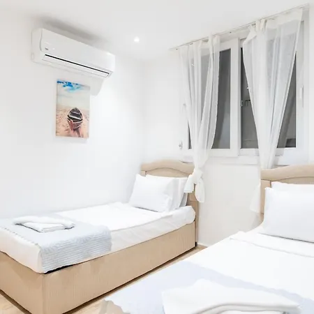 Отель Mare Marin Boutique *