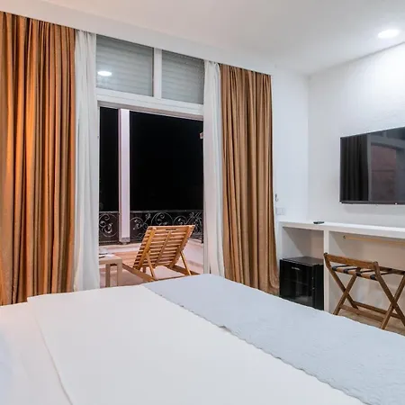 Отель Mare Marin Boutique *