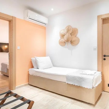 Mare Marin Boutique Hotel *