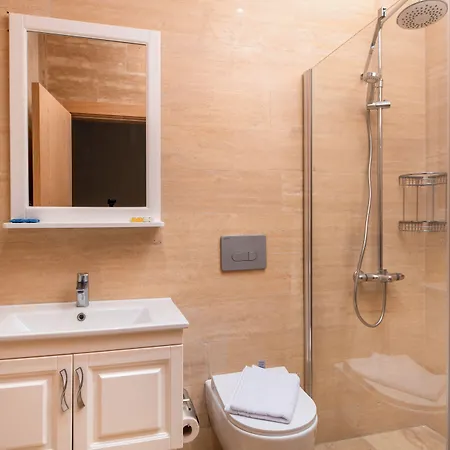 Mare Marin Boutique Hotel *